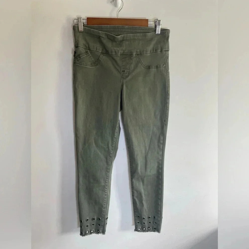 Rock & Republic Green Jeans Size 8 Green Grommet Slimming Denim RX Fever 0099